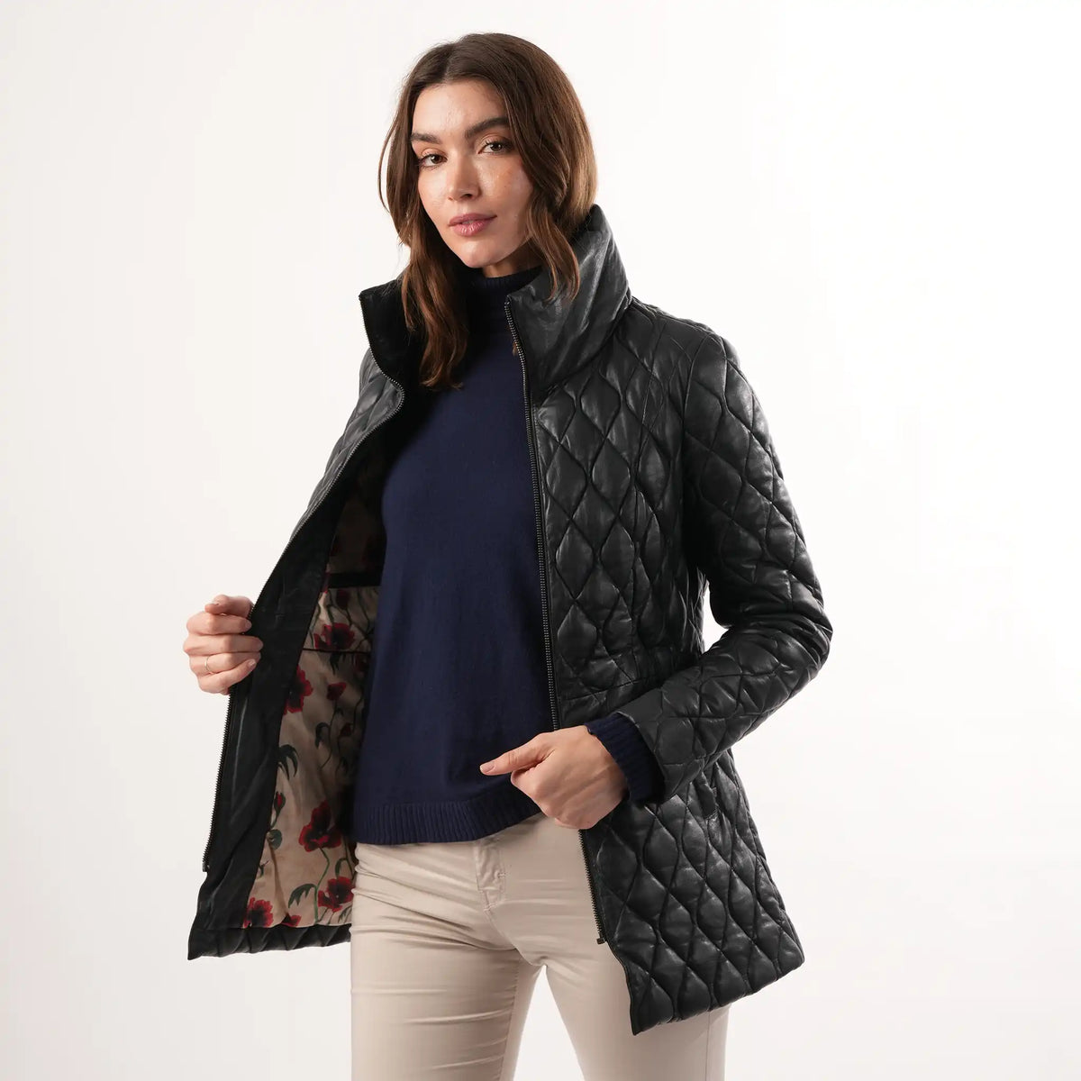 Women's Quilted Navy Leather Coat – Classic Winter Outerwear – view 3