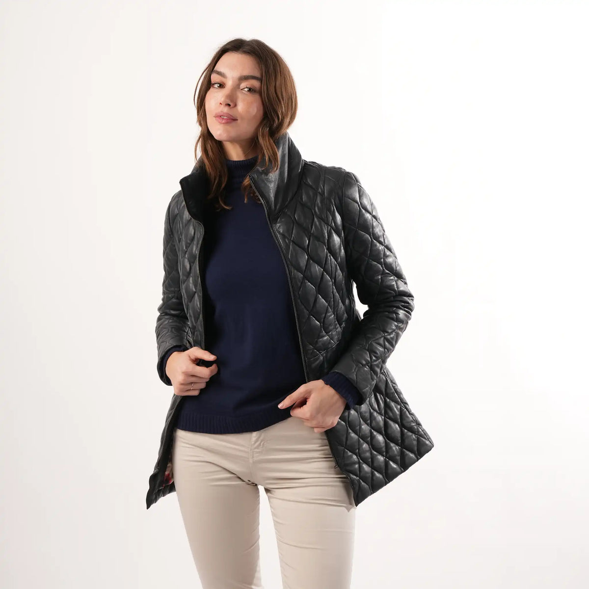 Women's Quilted Navy Leather Coat – Classic Winter Outerwear – view 2