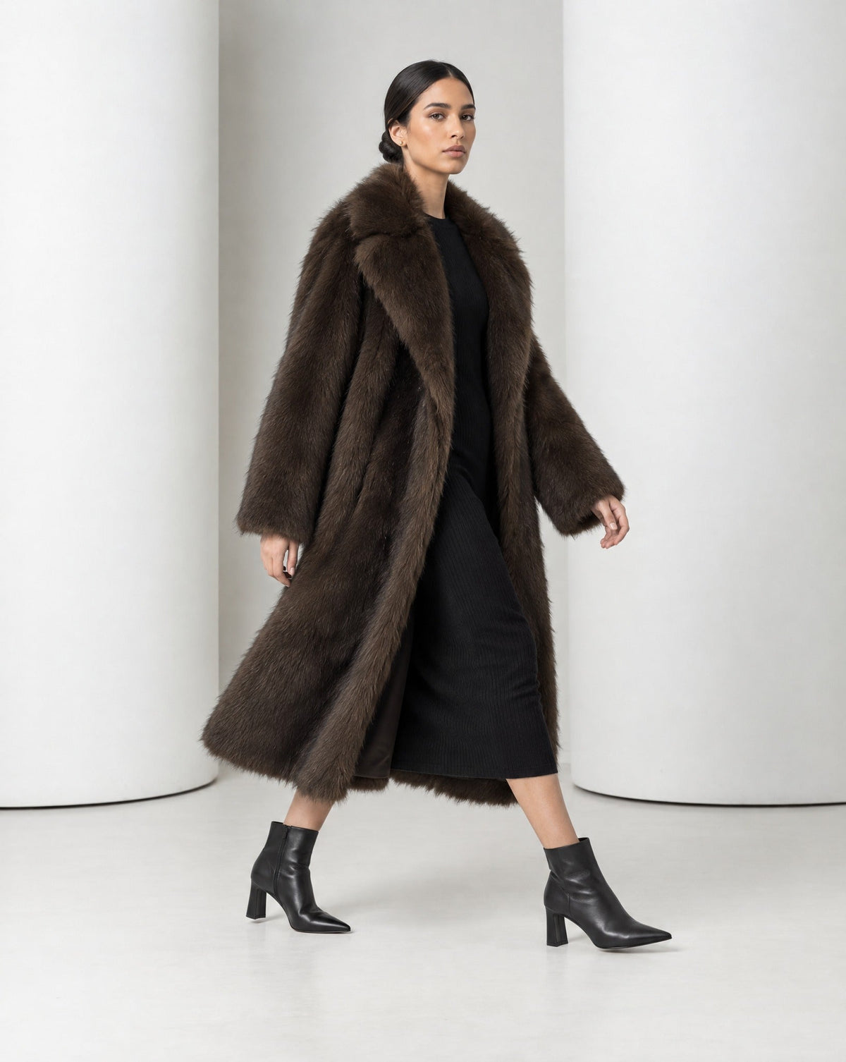 Longline Faux-Fur Coat – Chocolate Brown, Beige & Amber Fox – view 4