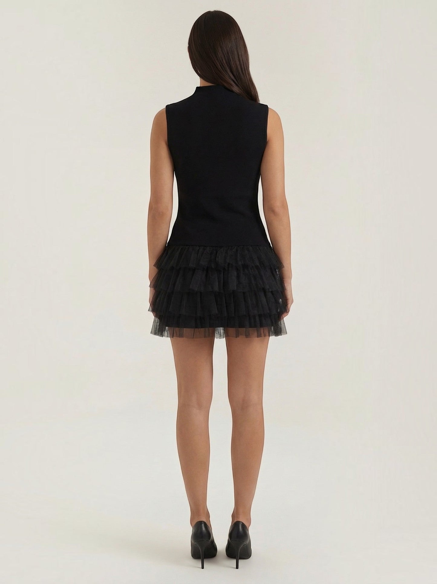Nadia Mini-Tüllkleid mit hohem Kragen